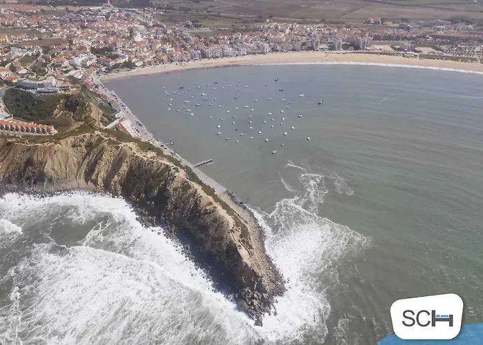 Carmona - By Sch * Sao Martinho do Porto